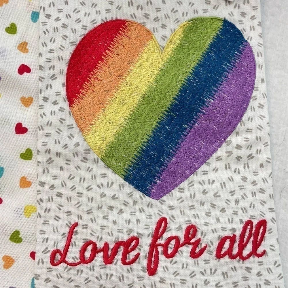 ISAAC MIZRAHI Embroidered Kitchen Tea Towels SET of 2 Rainbow LOVE hearts NEW